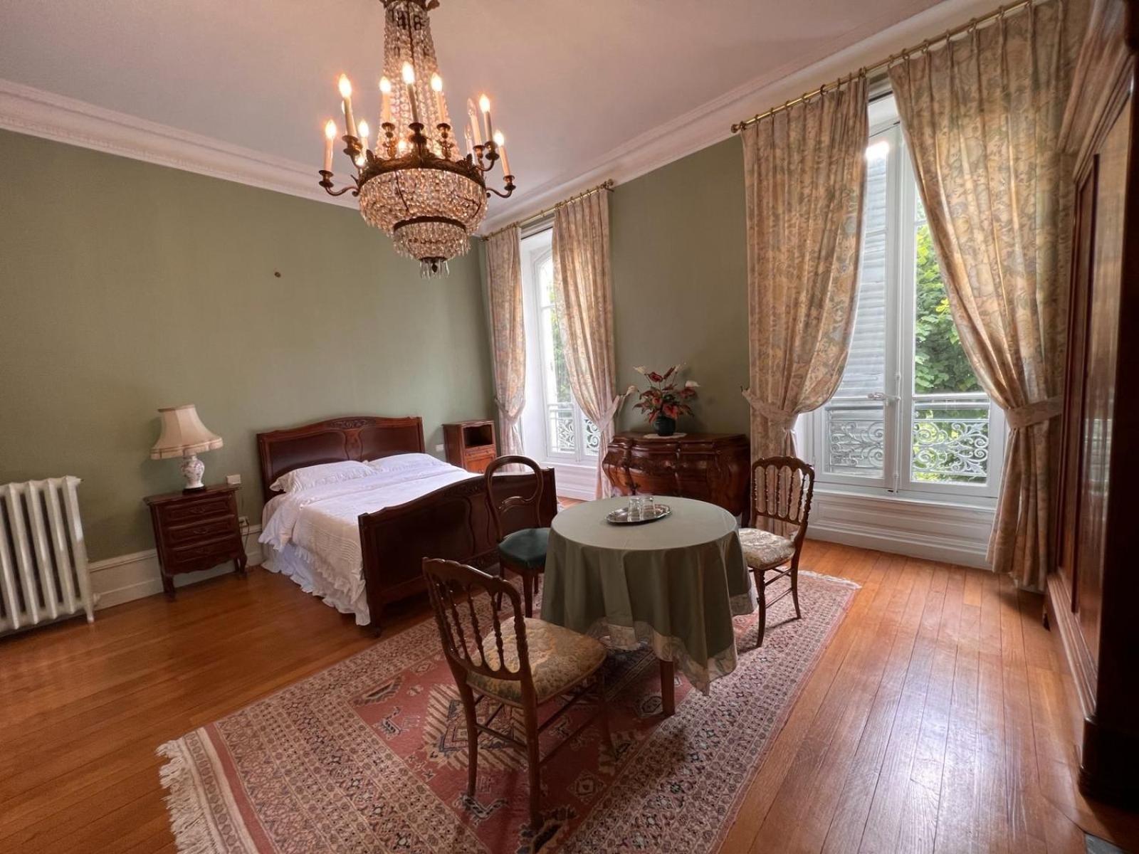 Demeure Des Payratons Bed & Breakfast Saint-Gerand-le-Puy Bagian luar foto